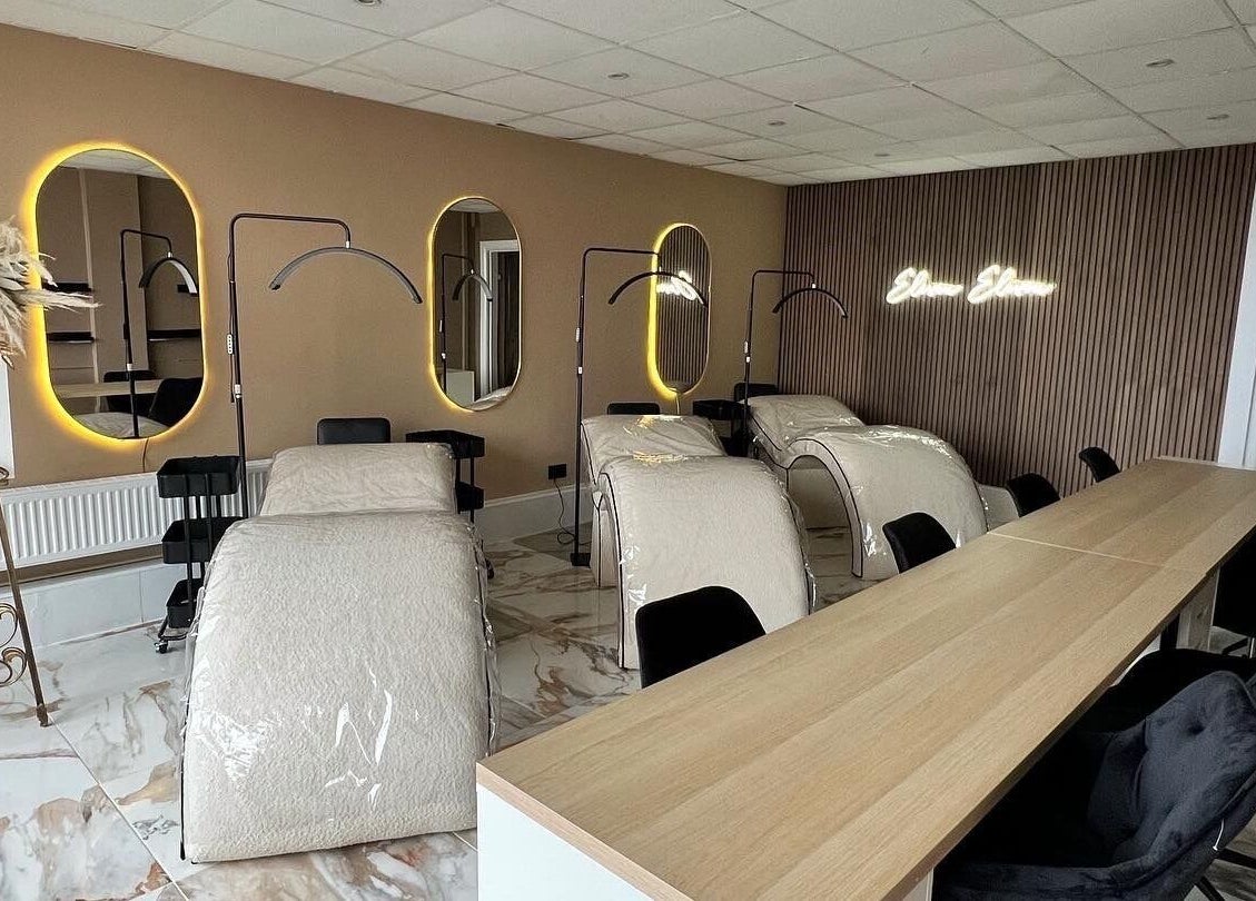 Elegant lash and brow studio at The Lash Artist at 11:11, Prestatyn, Wales, GB with plush beds and glowing mirrors.