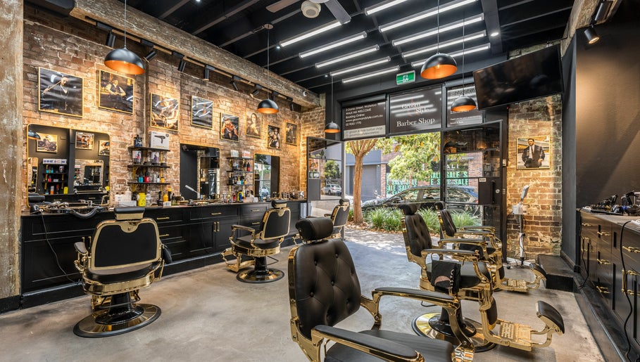 Groom and Style Barber Shop, bilde 1