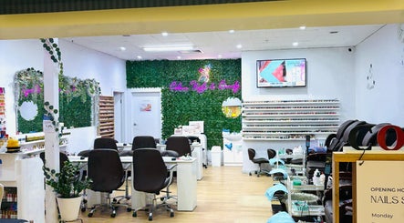 Colour Nail and Beautyの画像：3
