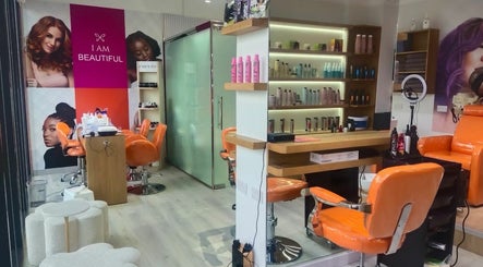 Maya Beauty Salon image 2