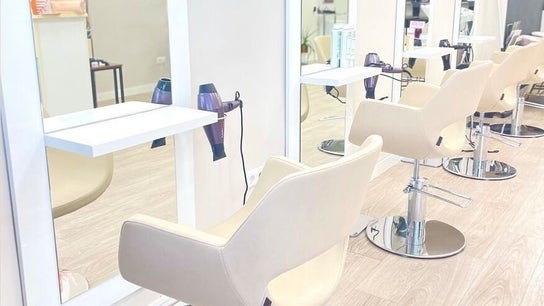 Glow Salon Zaltbommel