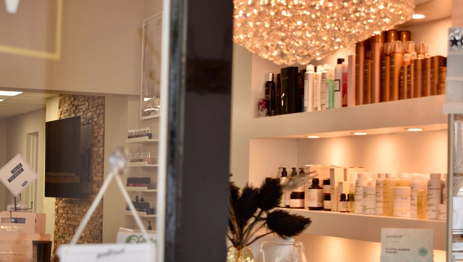 Εικόνα Glow Salon Zaltbommel 1