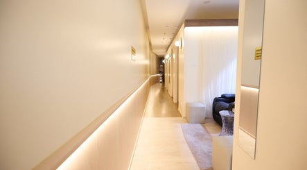 Tranquil hallway at Siam Tara Thai Massage On Transvaal Avenue, Double Bay, New South Wales, AU.