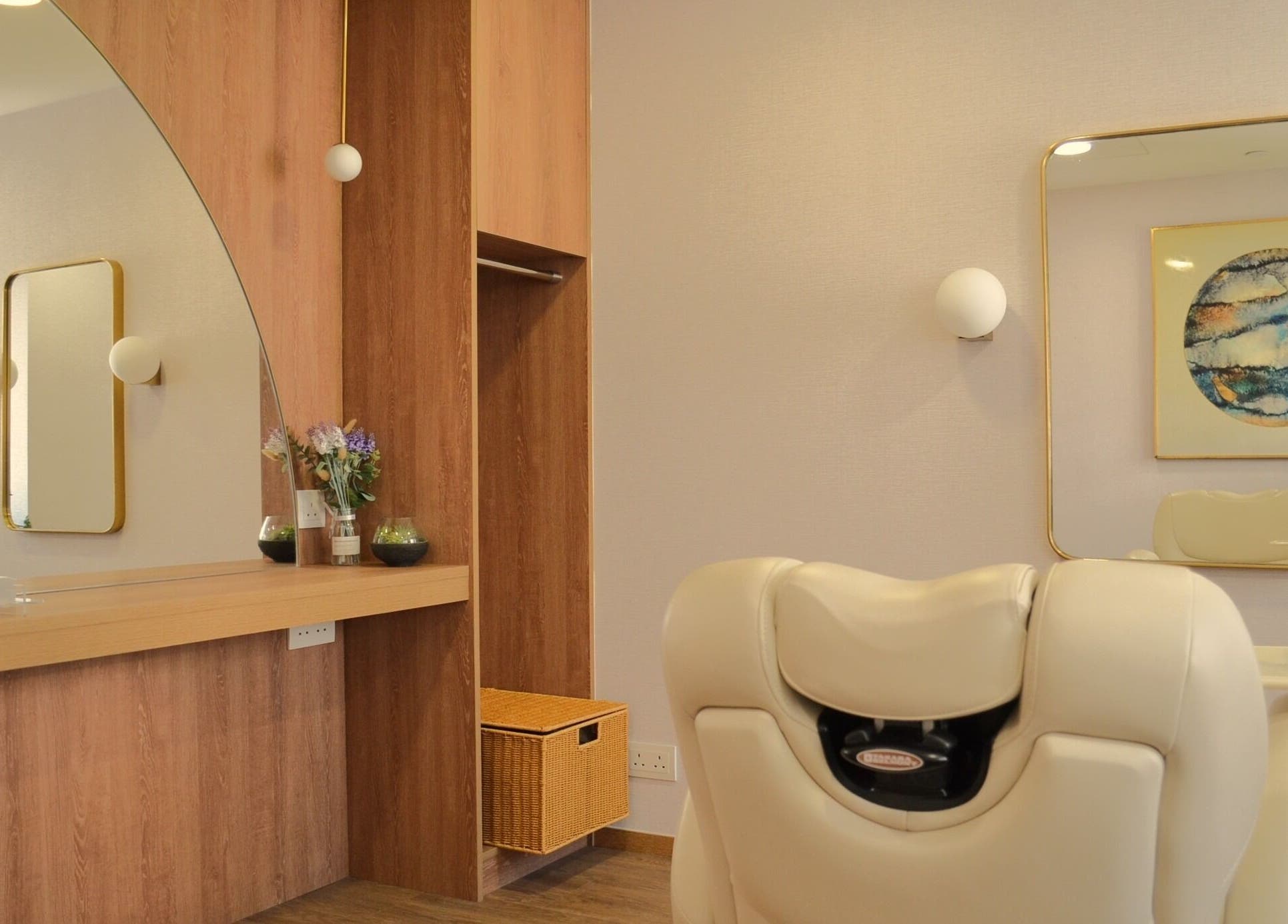 Chic beauty room at Carte Blanche Beta Site, Hong Kong Island, HK with mirrors and elegant decor.