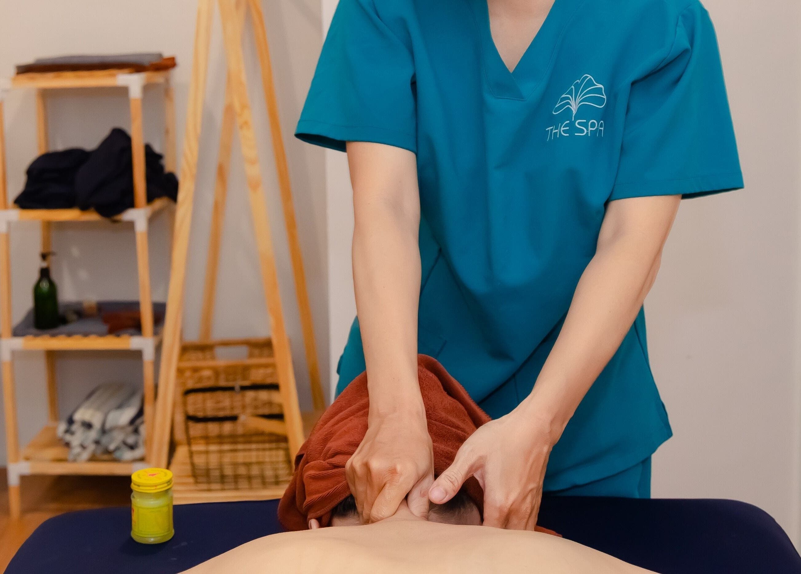 Relaxing massage therapy session at The Spa Saigon, Thành Phố Hồ Chí Minh, VN, enhancing well-being.