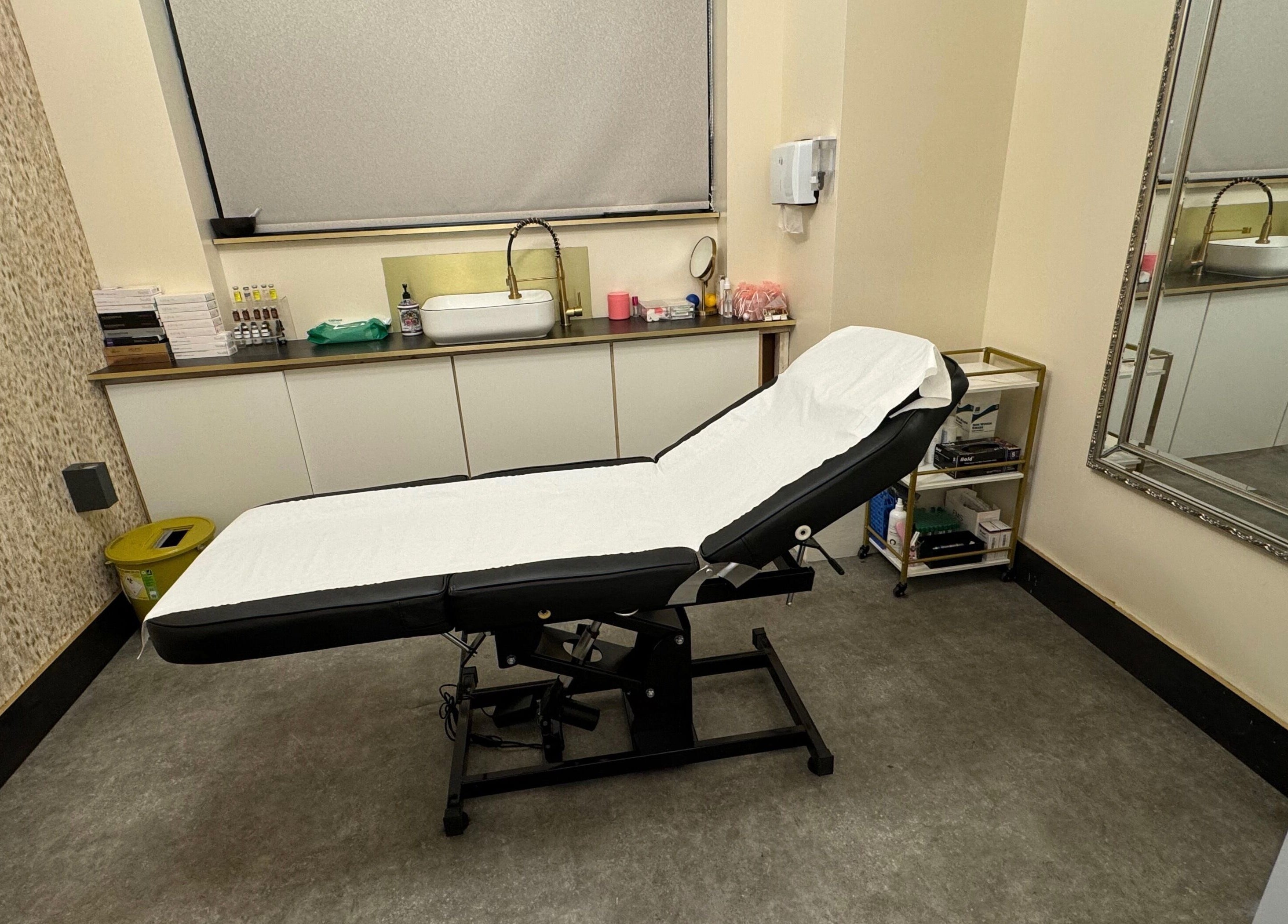 Relaxing treatment room at Zen Aesthetics Mcr, Manchester, England, GB. Perfect for wellness and beauty services.