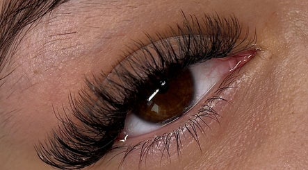 Lashes by Kakeway image 2