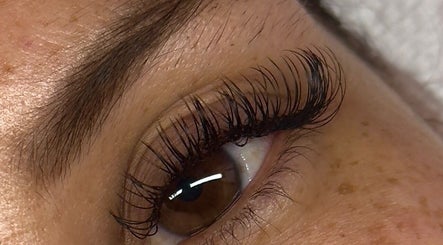 Lashes by Kakeway image 3