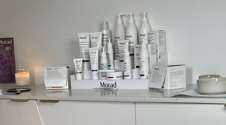 Murad skincare range at Bae Aesthetic Studio in Rothwell, Queensland, AU. Elegant and inviting beauty display.