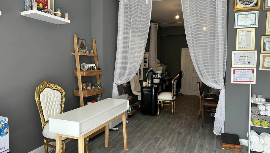 Therapeutic Thai Massage & Nails Norwich صورة 1