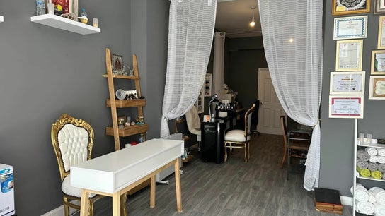 Therapeutic Thai Massage & Nails Norwich