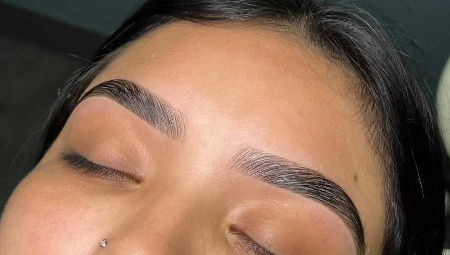 Brows Josy изображение 1