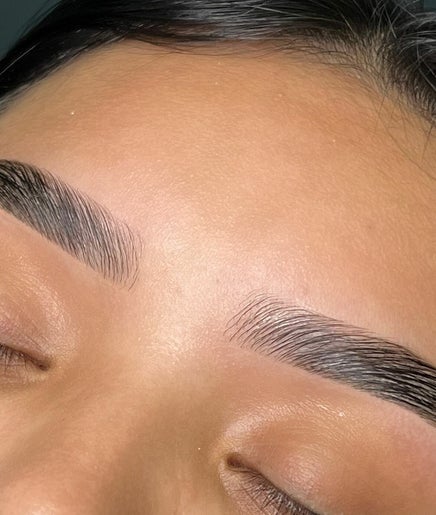 Brows Josy изображение 2