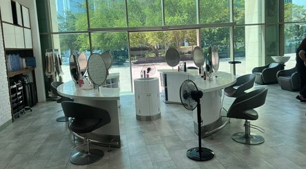 Salon 1 slika 2