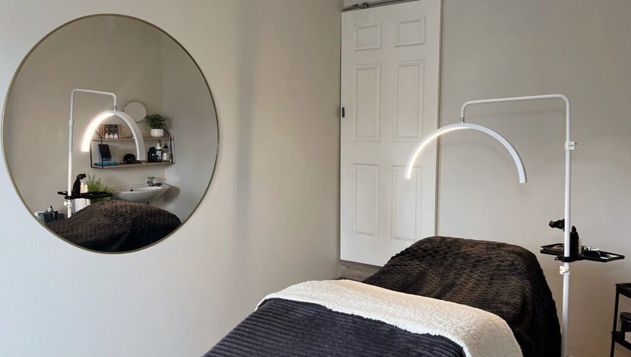 Elegant treatment room at BELLE - Lash and Brow Artistry, East London, Eastern Cape, ZA, showcasing modern decor.