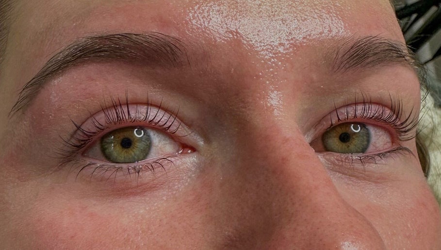 JTR Beauty Studios image 1