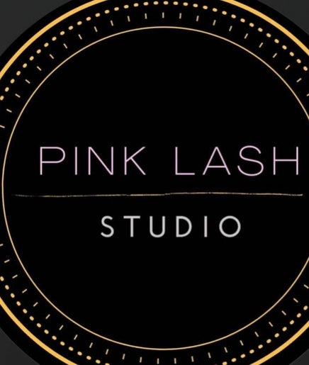 Pink Lash Studio Bild 2