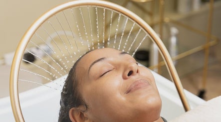 Gm Hair & Scalp Specialist
