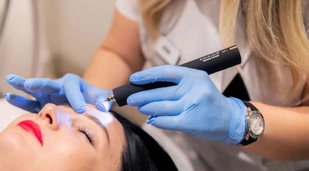 La Bella Beauty Bar