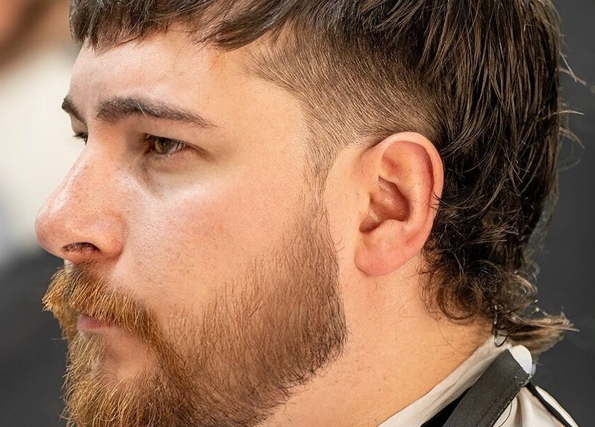 Corte de cabello moderno en Sapra Barbershop, Miraflores, Provincia De Lima, PE.