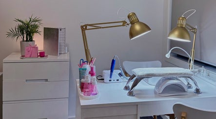 Carli Manicure's elegant setup with lamps in Melbourne, Victoria, AU, showcasing a chic nail care station.