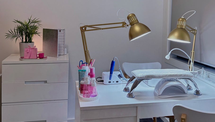 Elegant nail station setup at Carli Manicure in Melbourne, Victoria, AU, featuring modern tools and decor.