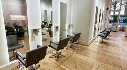 Calder & Calder Hairdressing