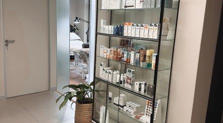 Dr Michelle Fourie Aesthetics image 3