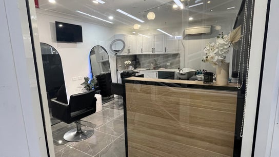Anna Francesca hair & beauty