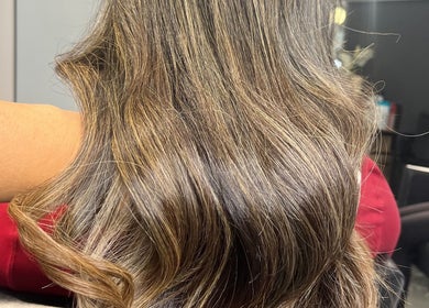 Gorgeous wavy hairstyle at Anna Francesca hair & beauty, Campbelltown, New South Wales, AU.