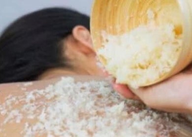 Body scrub treatment at Rue’s_beauty_studio, Cape Town, Western Cape, ZA for radiant skin.
