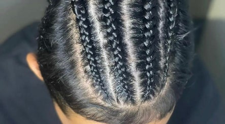 Isla’s Braiding Boutique