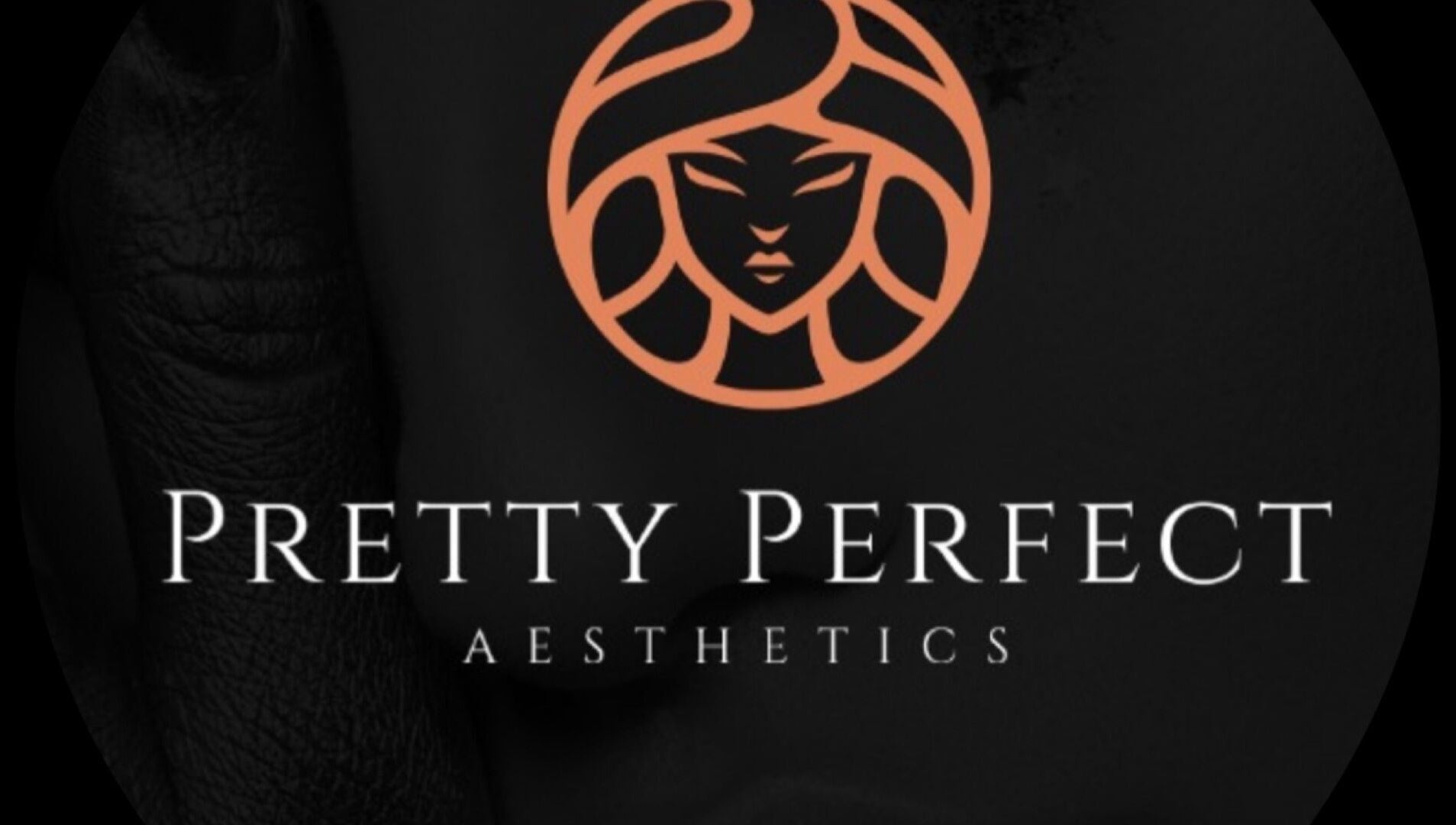 Pretty Perfect Purbrook logo featuring elegant design in Waterlooville, England, GB.