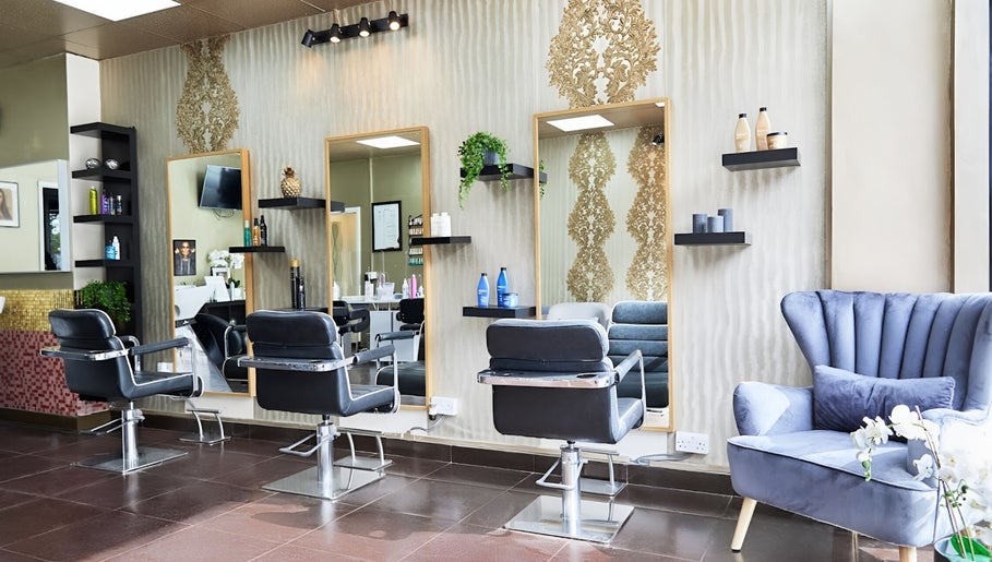 Moonlight Hair Studio N7 Hair & beauty image 1