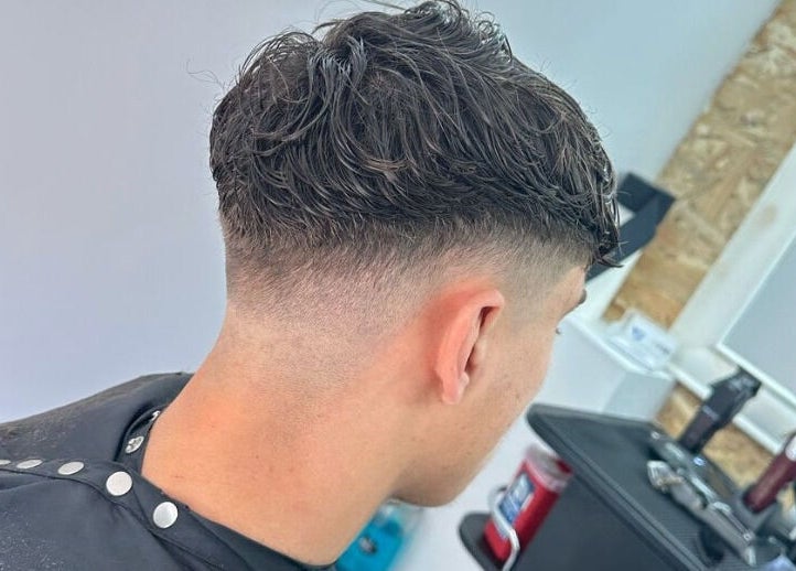 A clean fade haircut at Vivid Mobile Barbers in Folkestone, England, GB.