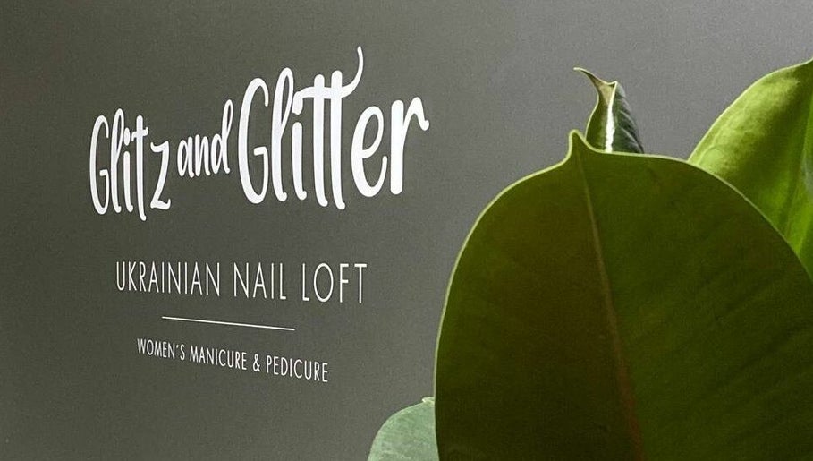 Glitz and Glitter – kuva 1