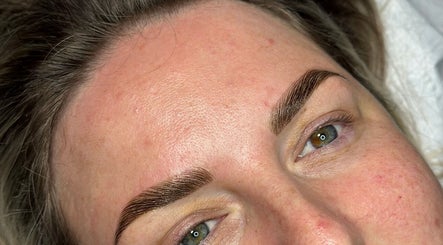 Perfectly sculpted eyebrows at Vilure By Viktoriia Iv in Folkestone, England, GB.