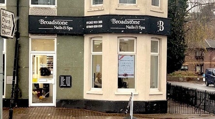 Broadstone Nails and Spa image 3