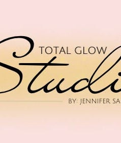 Total Glow Studio by Jennifer – obraz 2