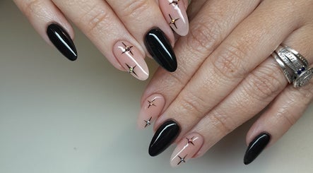 Nails by Nadine图像3