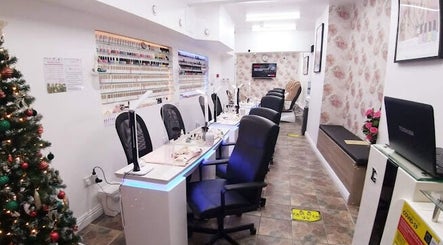 ForeverPolishedParlour