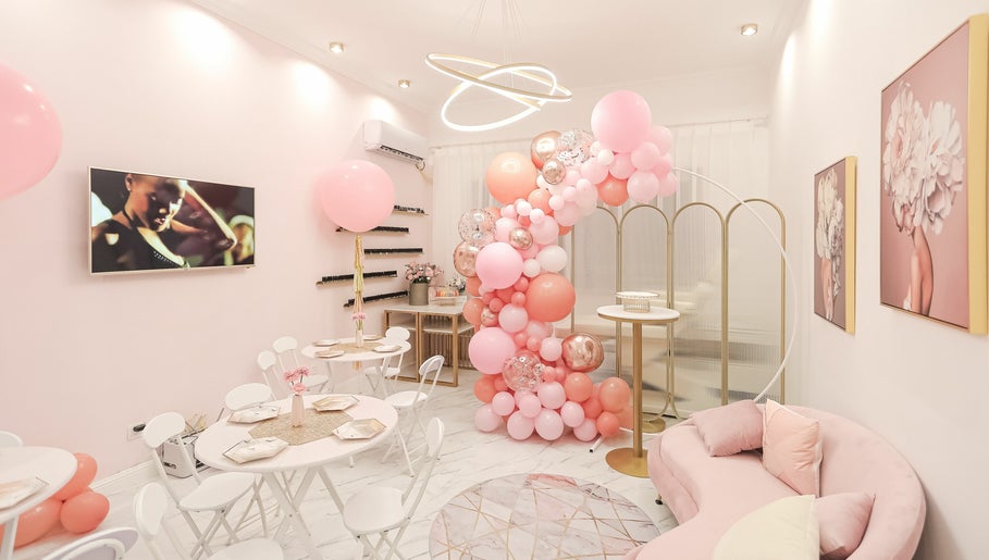 Pink Beauty Studio, Qingdao image 1