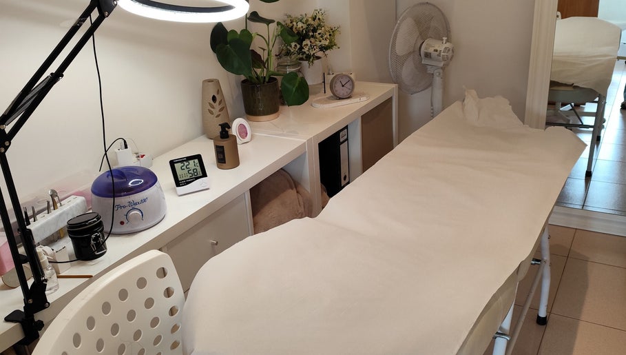 Sala de estética em Cristiana Matos, Barcelos, Braga, PT, equipada para tratamentos de beleza.