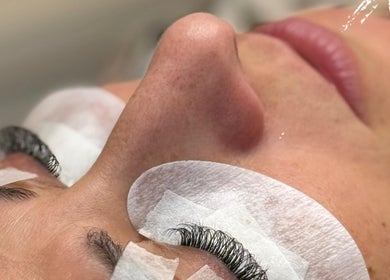 Tratamento de extensão de cílios em Cristiana Matos, Barcelos, Braga, PT.