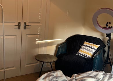 Cozy seating area at Paulina Kozyra Eyelash&Eyebrow, Loanhead, Scotland, GB.