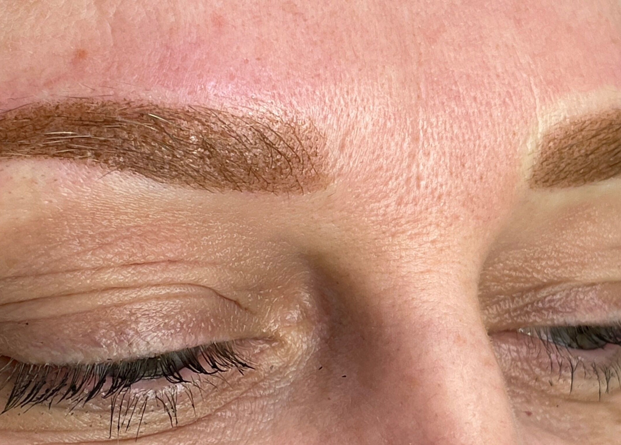 Enhanced eyebrows at Angela Conroy @ The Serenity rooms Emsworth, Emsworth, England, GB.