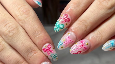 hình ảnh 3 của Nails by Lexxi