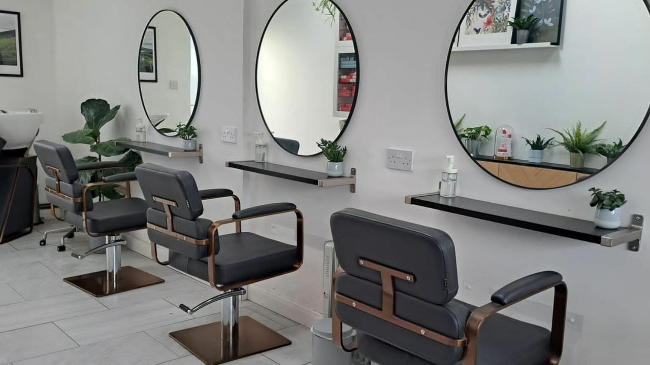 Best Women's Haircuts Near Me in Earl Shilton, Leicester Fresha