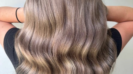 Lush Hair & Extensions obrázek 3