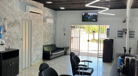 Εικόνα Blades Barber Studio 3